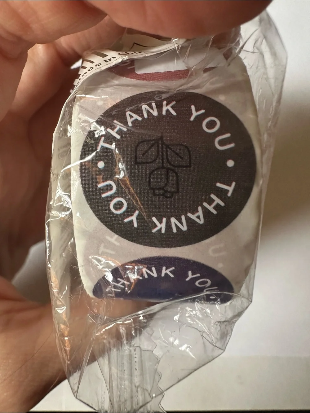 💜 NWT Multi-Color Rose Circle Thank You Stickers (500 Stickers)